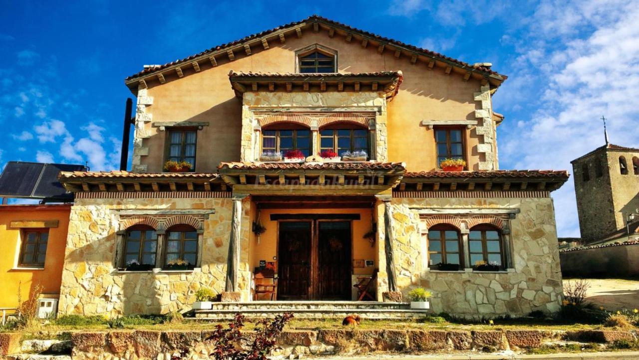 منزل الضيف Villovela de Pirón  في El Camino Real المظهر الخارجي الصورة
