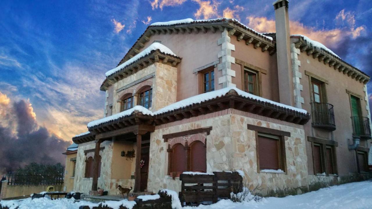 منزل الضيف Villovela de Pirón  في El Camino Real المظهر الخارجي الصورة